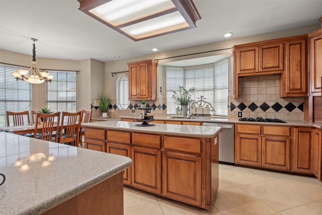 3625 Cimarron Drive, Carrollton, TX 75007
