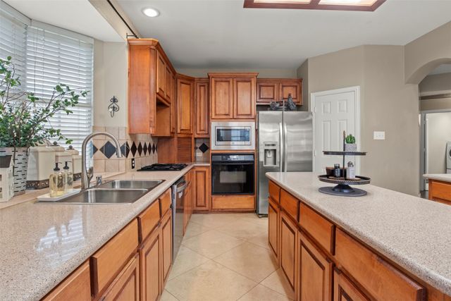 3625 Cimarron Drive, Carrollton, TX 75007