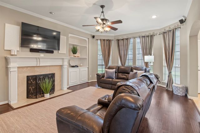 3625 Cimarron Drive, Carrollton, TX 75007