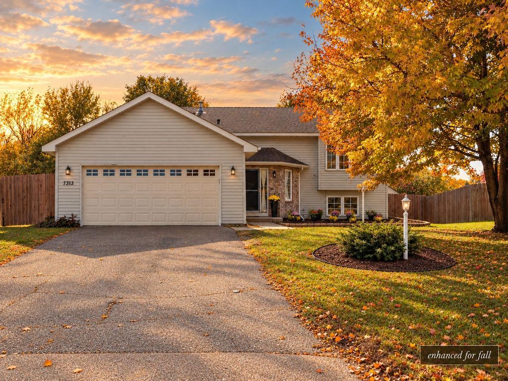 7313 97th Street S, Cottage Grove, MN 55016 — exterior