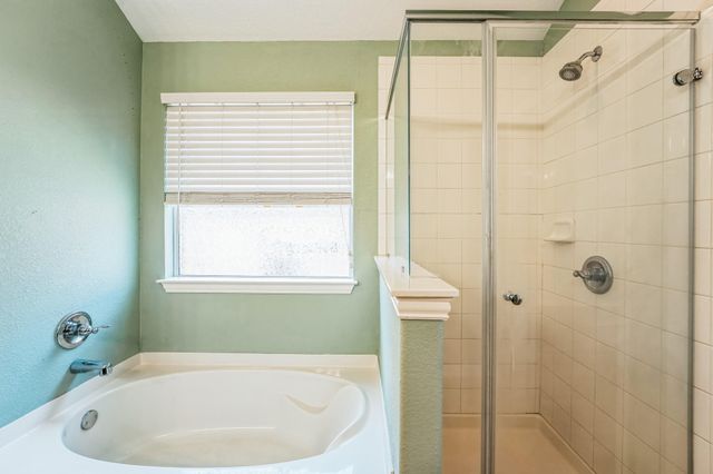229 Wicker Park WAY, Buda, TX 78610