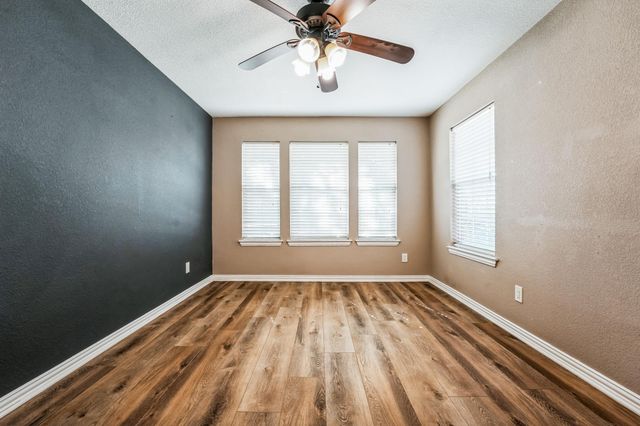 229 Wicker Park WAY, Buda, TX 78610