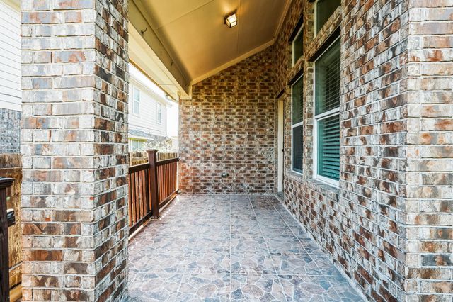 229 Wicker Park WAY, Buda, TX 78610