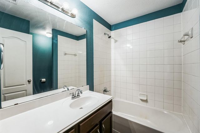 229 Wicker Park WAY, Buda, TX 78610