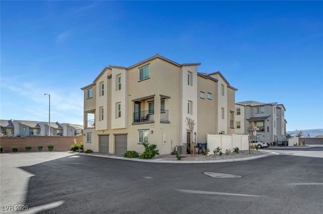 6925 Skyline Blue Street, North Las Vegas, NV 89086