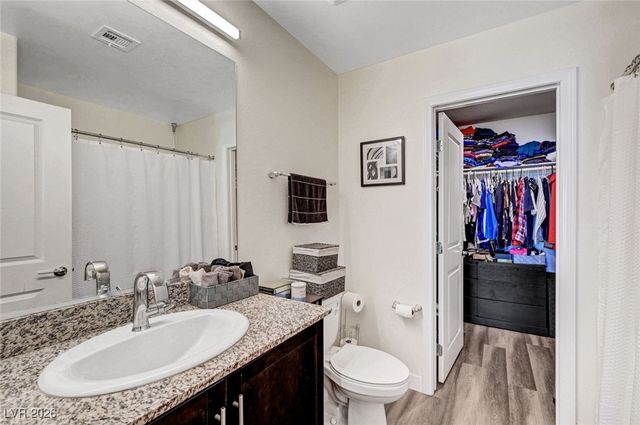 6925 Skyline Blue Street, North Las Vegas, NV 89086