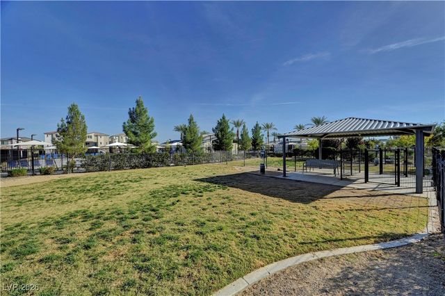 6925 Skyline Blue Street, North Las Vegas, NV 89086