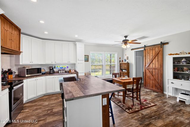 10230 Muszar Lane, Vancleave, MS 39565