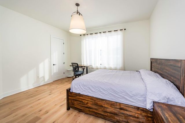 1858 Upland Drive, Ann Arbor, MI 48105