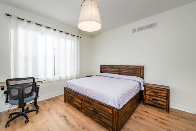 1858 Upland Drive, Ann Arbor, MI 48105