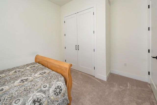 1858 Upland Drive, Ann Arbor, MI 48105