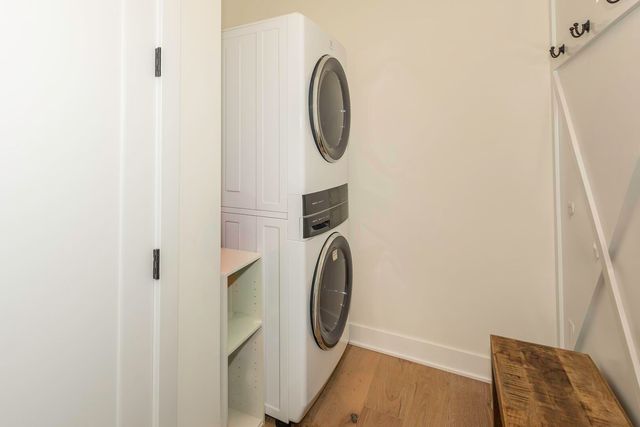 1858 Upland Drive, Ann Arbor, MI 48105