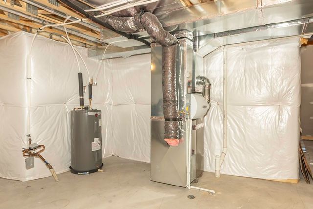 1858 Upland Drive, Ann Arbor, MI 48105