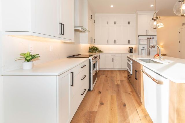 1858 Upland Drive, Ann Arbor, MI 48105