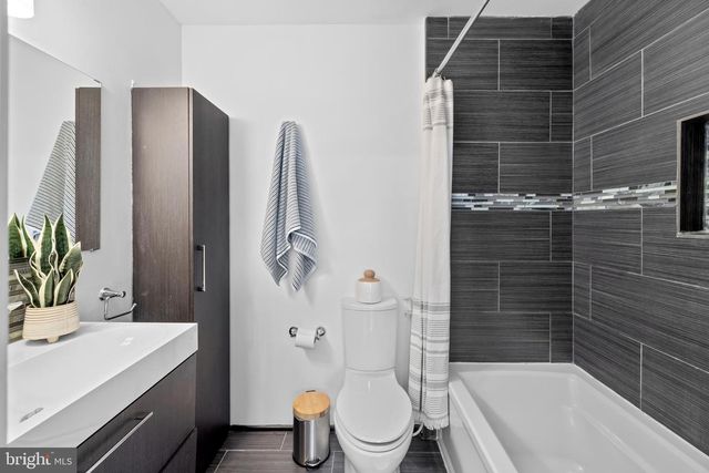 165 ADAMS ST NW, Washington, DC 20001