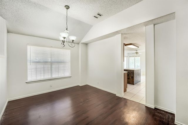 20801 Trotters LN, Pflugerville, TX 78660