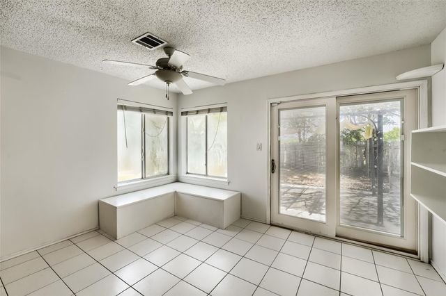20801 Trotters LN, Pflugerville, TX 78660