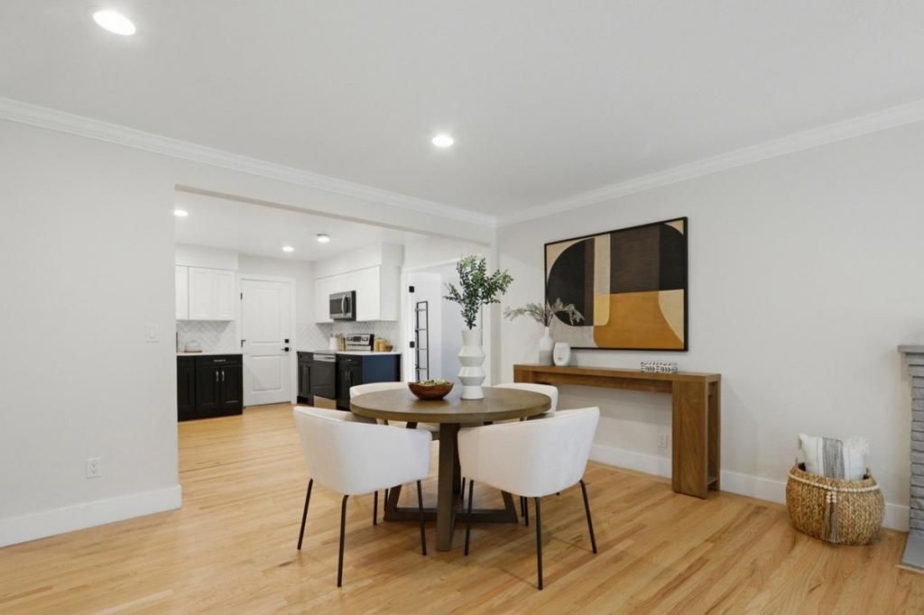 Image 15 of property listing at 1523 Lochinvar Avenue, Sunnyvale, CA 94087