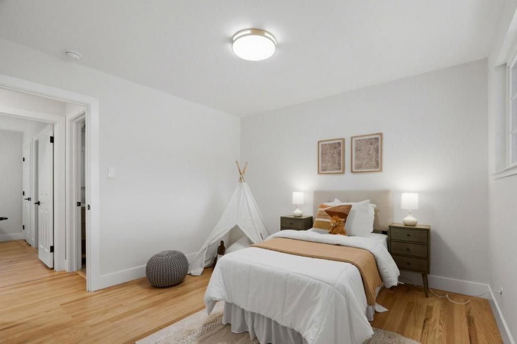 Image 23 of property listing at 1523 Lochinvar Avenue, Sunnyvale, CA 94087