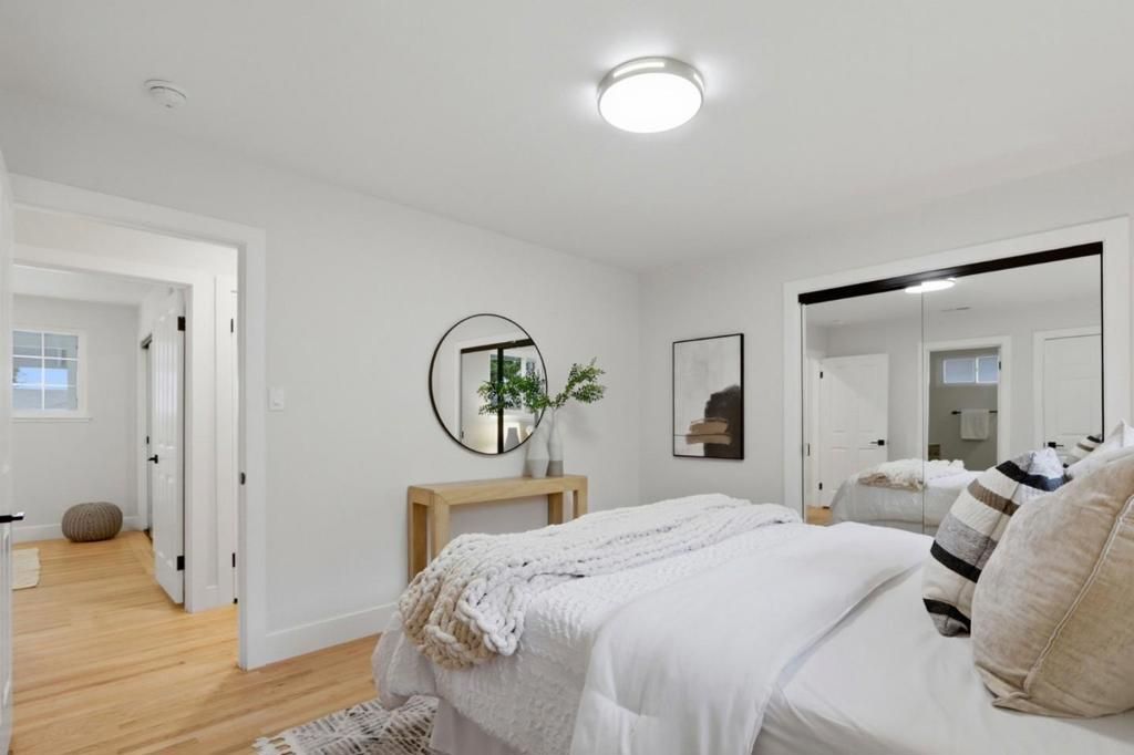 Image 26 of property listing at 1523 Lochinvar Avenue, Sunnyvale, CA 94087