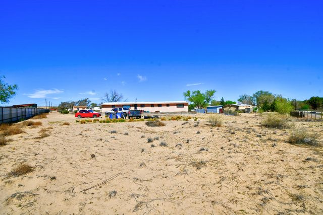 6930-C Ray Lane SW, Albuquerque, NM 87121