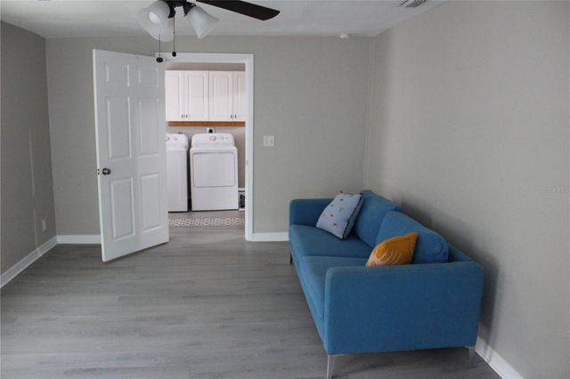 6014 CEDAR STREET NE, St Petersburg, FL 33703