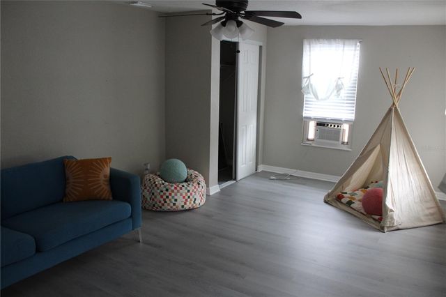 6014 CEDAR STREET NE, St Petersburg, FL 33703