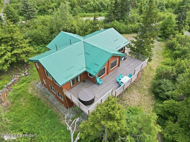 6841 Potter Heights Drive, Anchorage, AK 99516