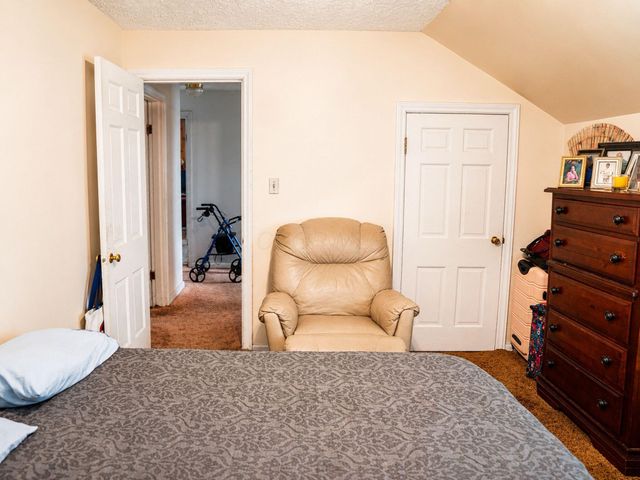 1993 Greenway Avenue N, Columbus, OH 43219