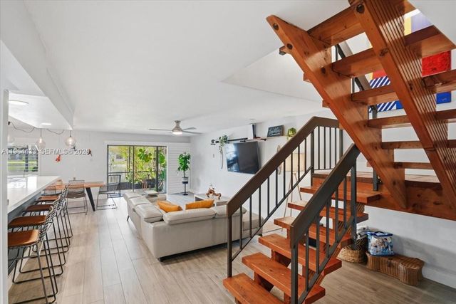 958 Mockingbird Lane 514, Plantation, FL 33324