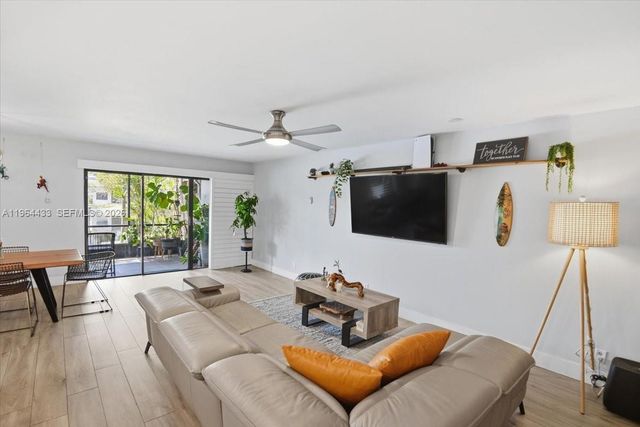 958 Mockingbird Lane 514, Plantation, FL 33324