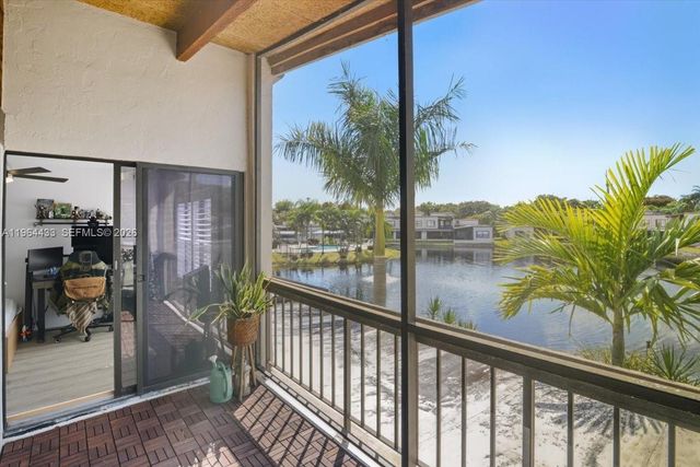 958 Mockingbird Lane 514, Plantation, FL 33324