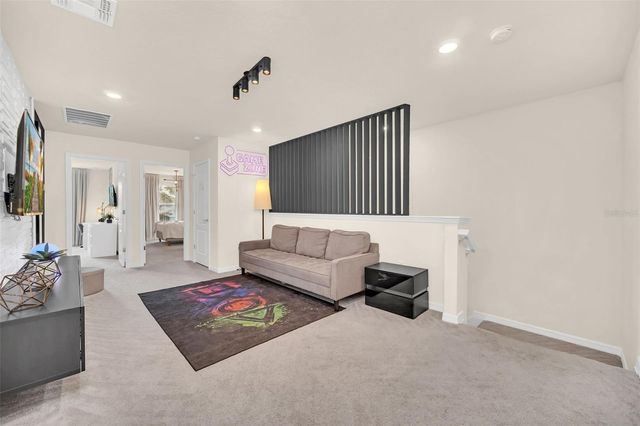 7487 OAKMOSS LOOP, Davenport, FL 33837