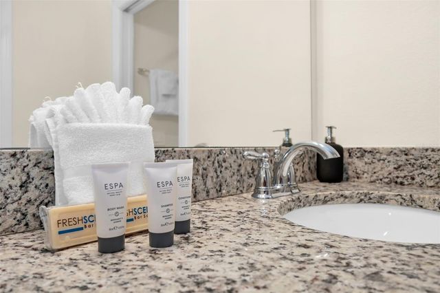 7487 OAKMOSS LOOP, Davenport, FL 33837