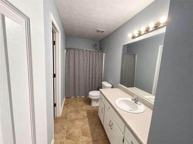 587 Saddle Ridge Drive, Bethlehem, GA 30620