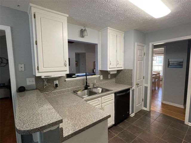 587 Saddle Ridge Drive, Bethlehem, GA 30620