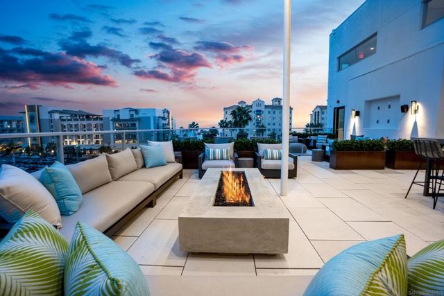 355 North Cleveland, Oceanside, CA 92054