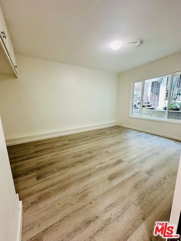 3637 S Sepulveda Boulevard, Los Angeles, CA 90034