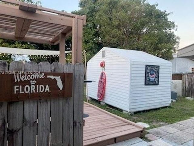 2239 Johnson St 0, Hollywood, FL 33020