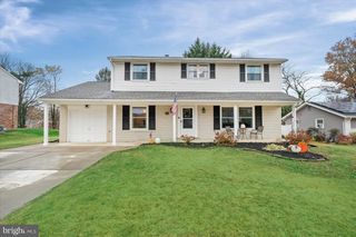 2229 KINGSRIDGE DR, Wilmington, DE 19810