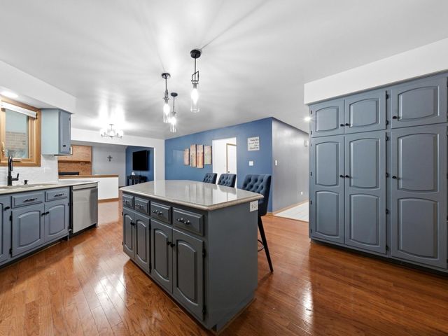 16432 Pear Avenue, Orland Park, IL 60467