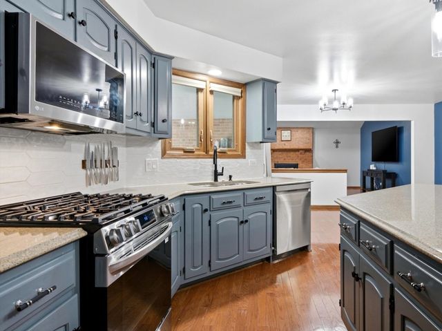 16432 Pear Avenue, Orland Park, IL 60467