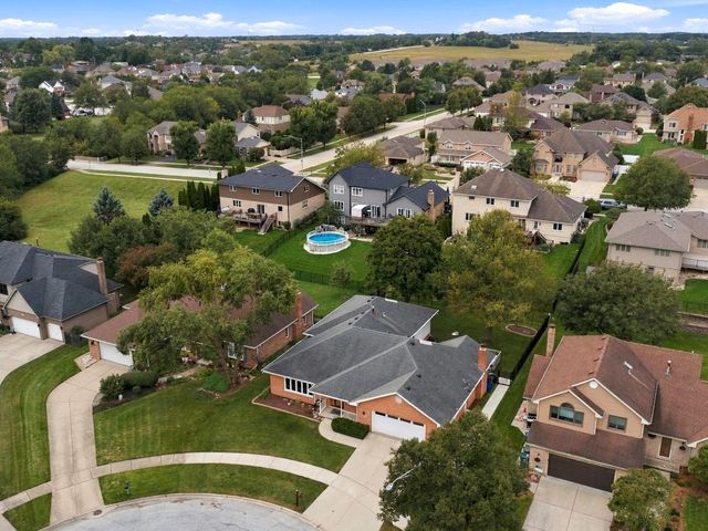 16432 Pear Avenue, Orland Park, IL 60467