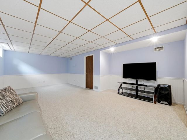 16432 Pear Avenue, Orland Park, IL 60467