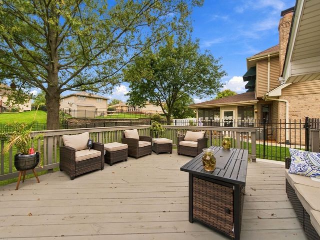 16432 Pear Avenue, Orland Park, IL 60467