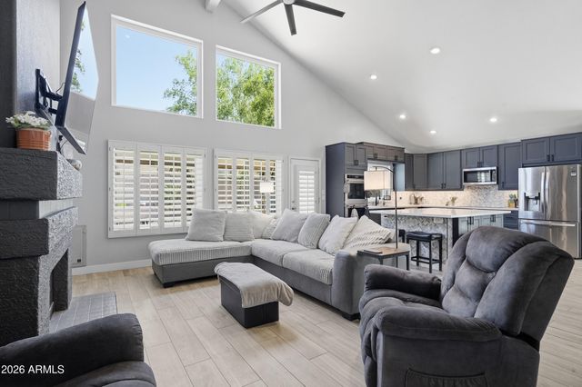 2744 E BROOKWOOD Court, Phoenix, AZ 85048