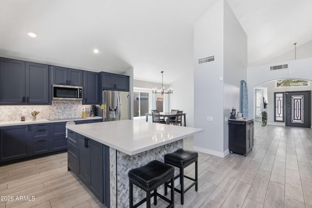 2744 E BROOKWOOD Court, Phoenix, AZ 85048