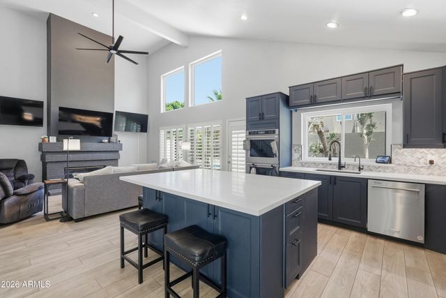 2744 E BROOKWOOD Court, Phoenix, AZ 85048