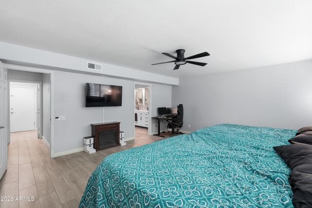 2744 E BROOKWOOD Court, Phoenix, AZ 85048