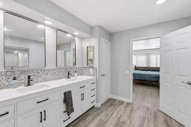 2744 E BROOKWOOD Court, Phoenix, AZ 85048